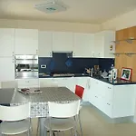 Adelaide Apartamento