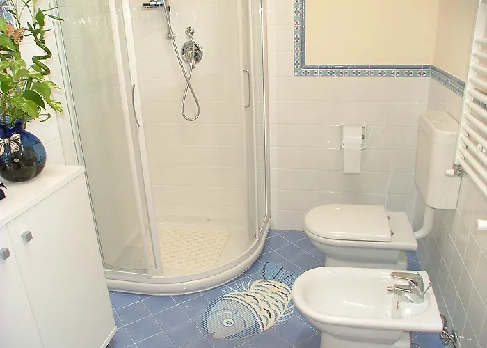 Adelaide * غرادو